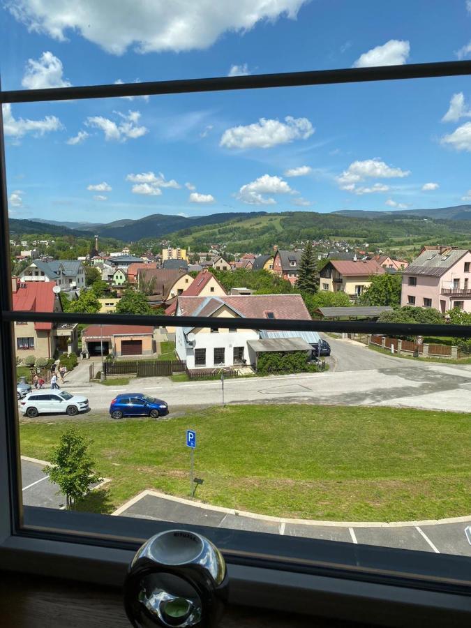 Deluxe Apartman Lisci Kopec Vrchlabí Eksteriør bilde